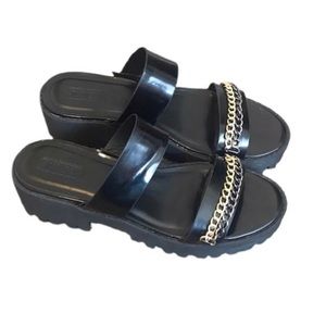 BRATZ CHUNKY PLATFORM CHAIN SANDALS 🖤⛓